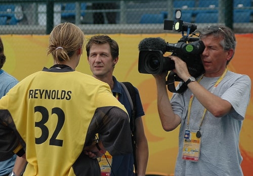 Kristina Reynolds im Interview mit ZDF-Hockeymann Laurens Form