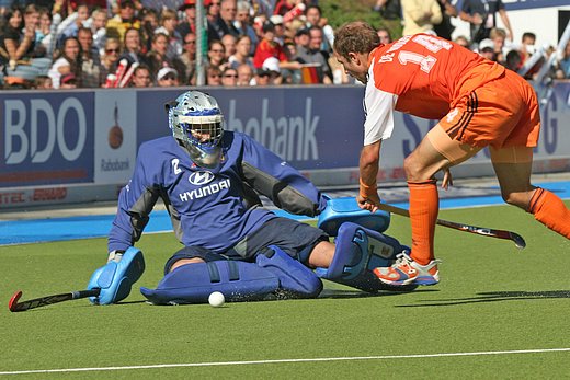 © Herbert Bohlscheid  www.sportfoto.tv und Wolfgang Quednau  www.hockeyimage.net